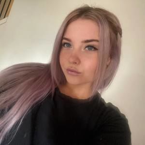 Meet your Posher, Taylah